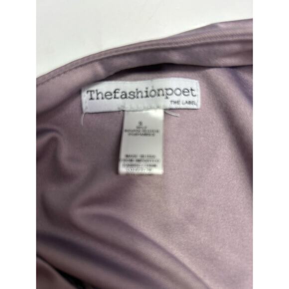 k THE FASHION POET Asymmetrical Neck Ruched Dress in Orchid. Size Small - Picture 6 of 6